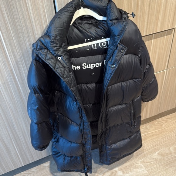 ARITZIA Women's Black Super Puffer Jacket - small - Picture 3 of 8